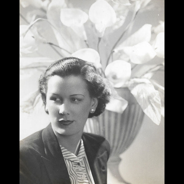 Paul Tanqueray - Portrait d'une élégante (1930s)