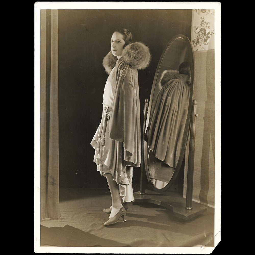 Worth - Manteau bordé de fourrure, réunion de deux tirages (1920s)